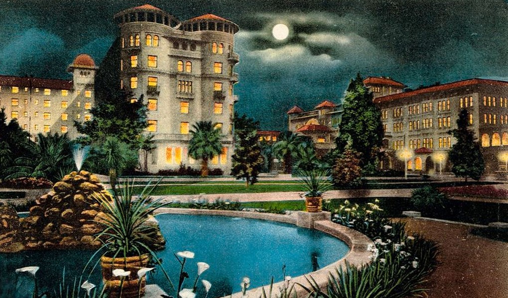   Castle Green postcard for Haunted Pasadena Tour